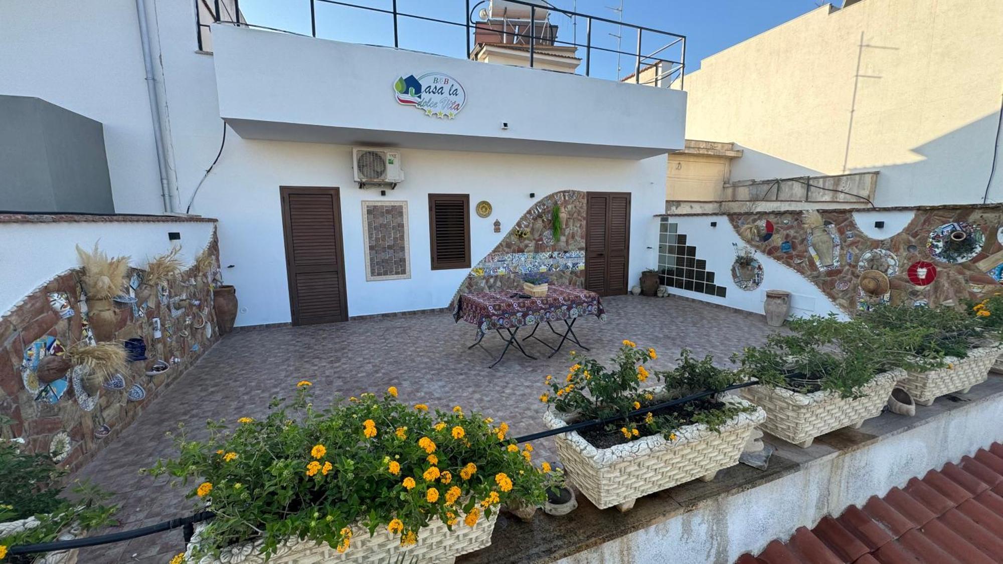 B&B Casa La Dolce Vita Nuova Gibellina Luaran gambar